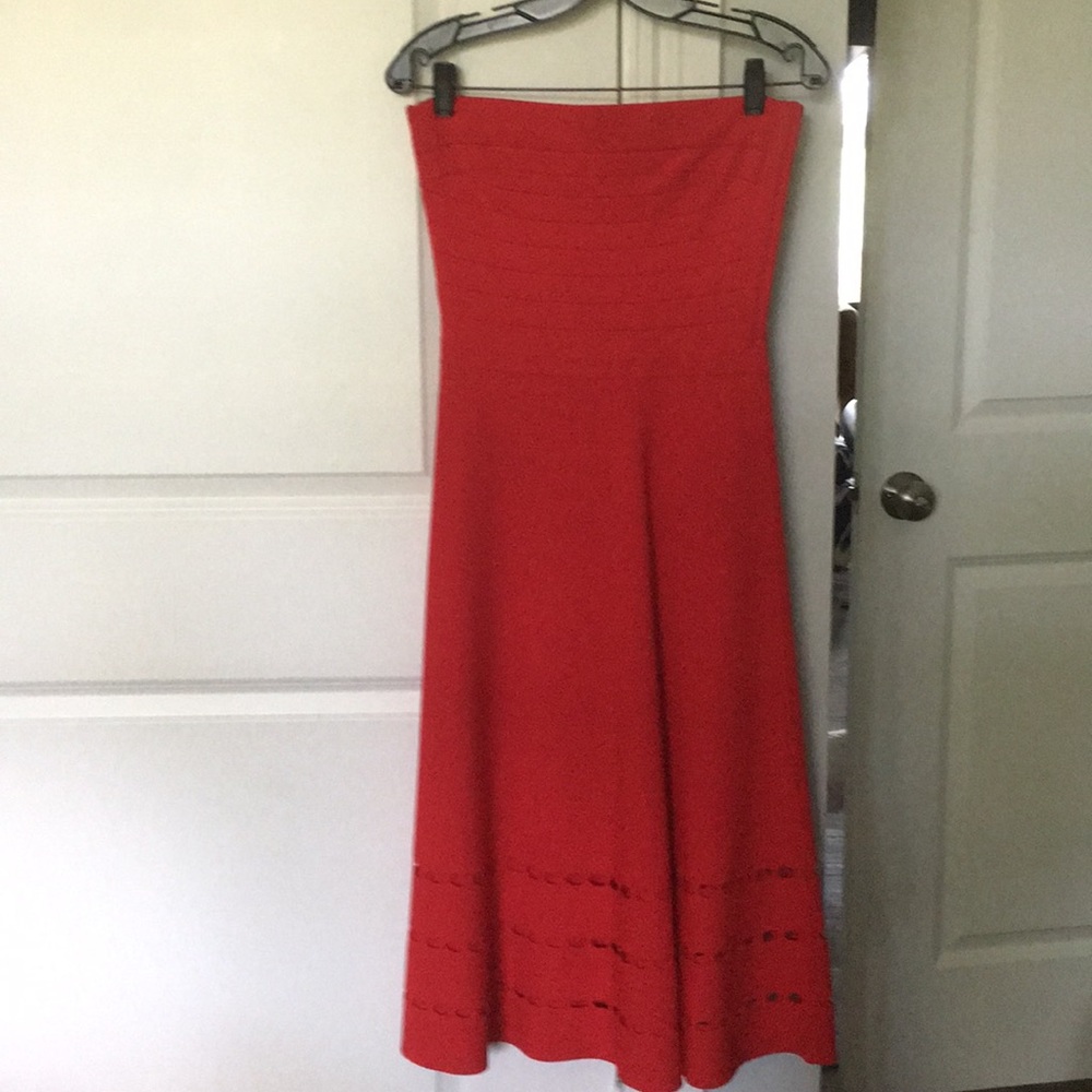 Dress - Picture 2 of 2